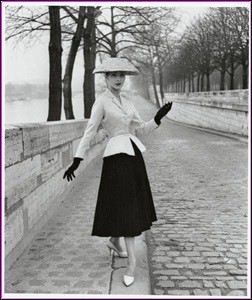 Christian Dior sukurtas New Look (1947 metai)